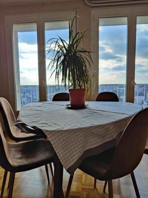 Superbe Appartement Lumineux Avec Vue Imprenable Tours Exterior foto