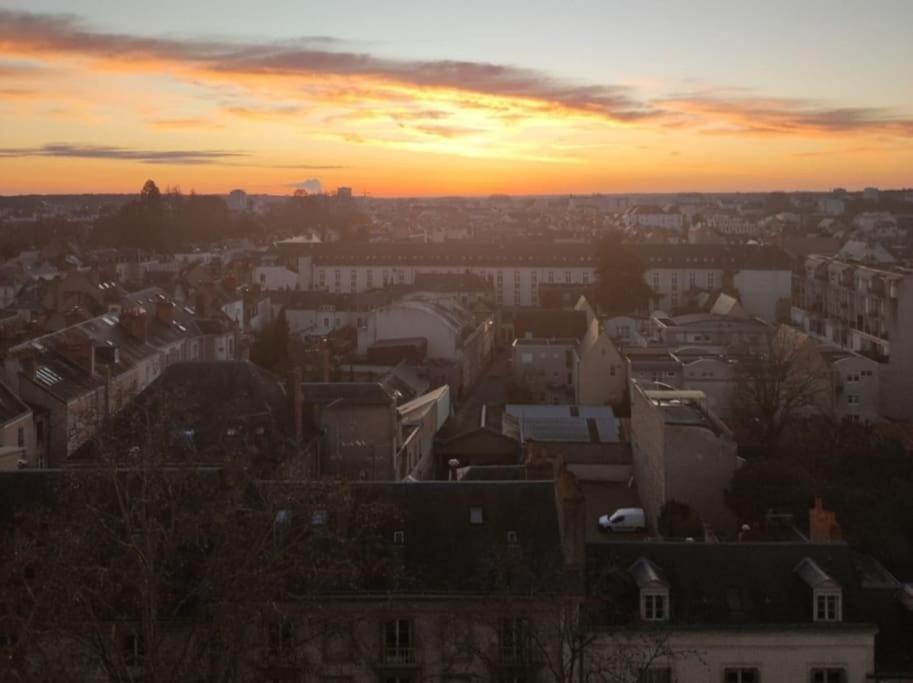 Superbe Appartement Lumineux Avec Vue Imprenable Tours Exterior foto